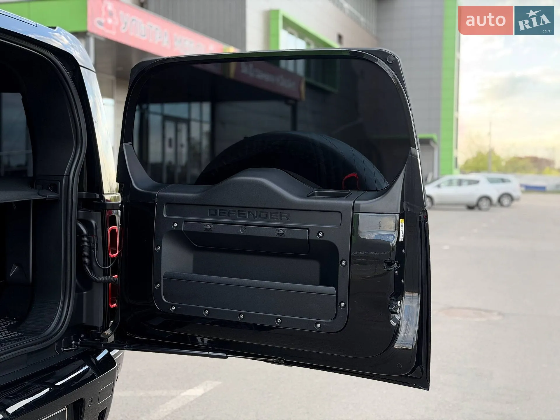 2020 Land Rover Defender - мініатюра 47
