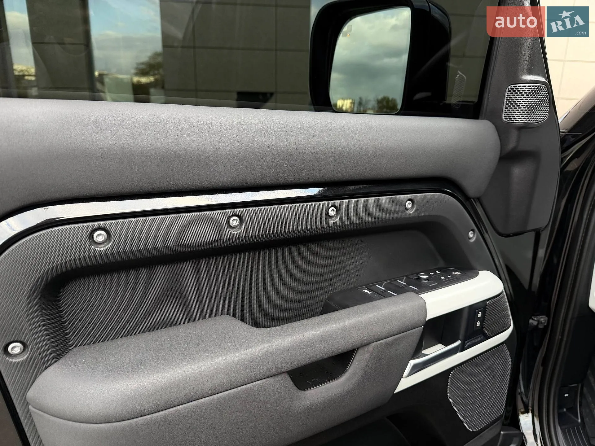 2020 Land Rover Defender - мініатюра 54