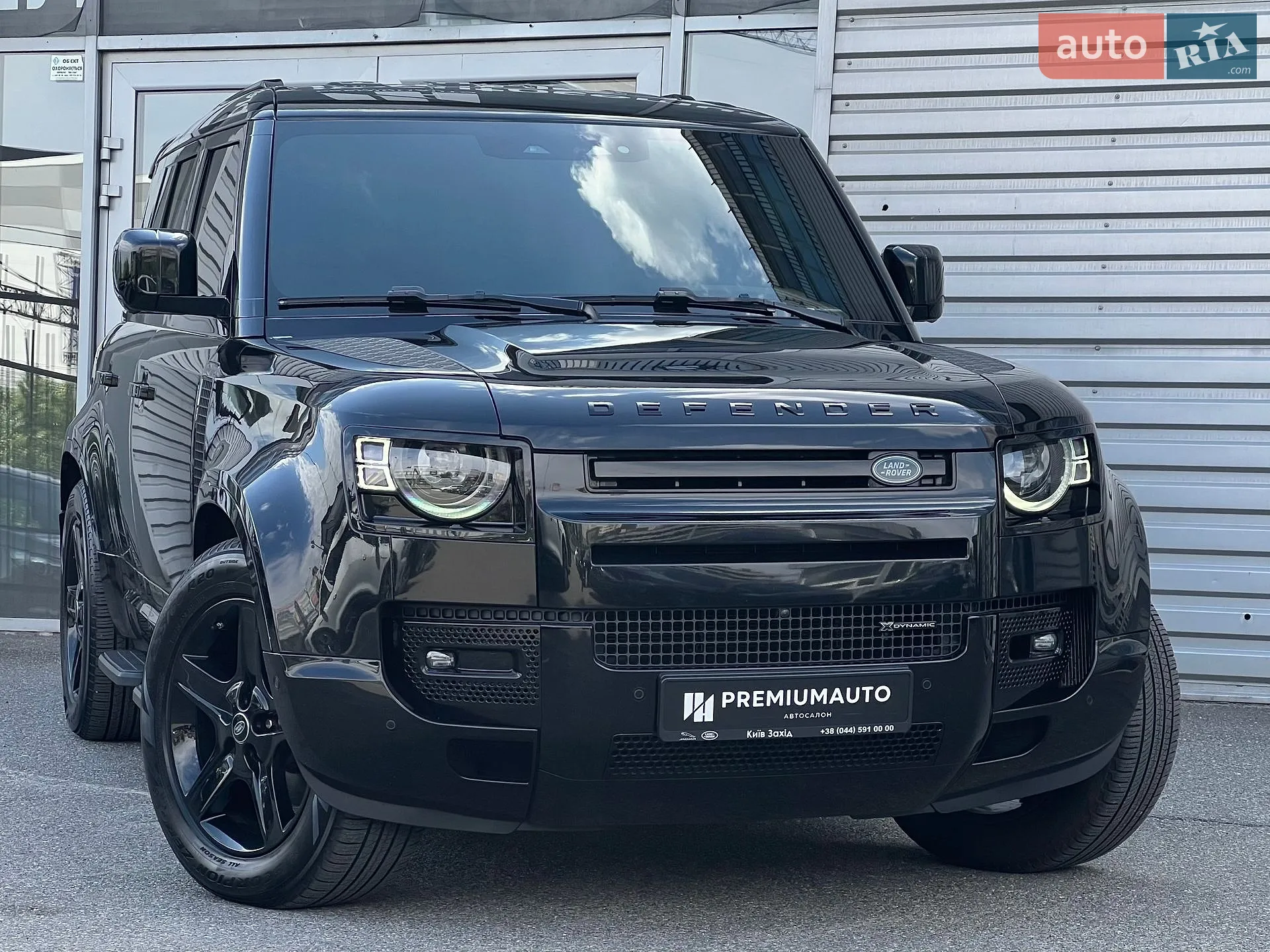 2021 Land Rover Defender - мініатюра 2