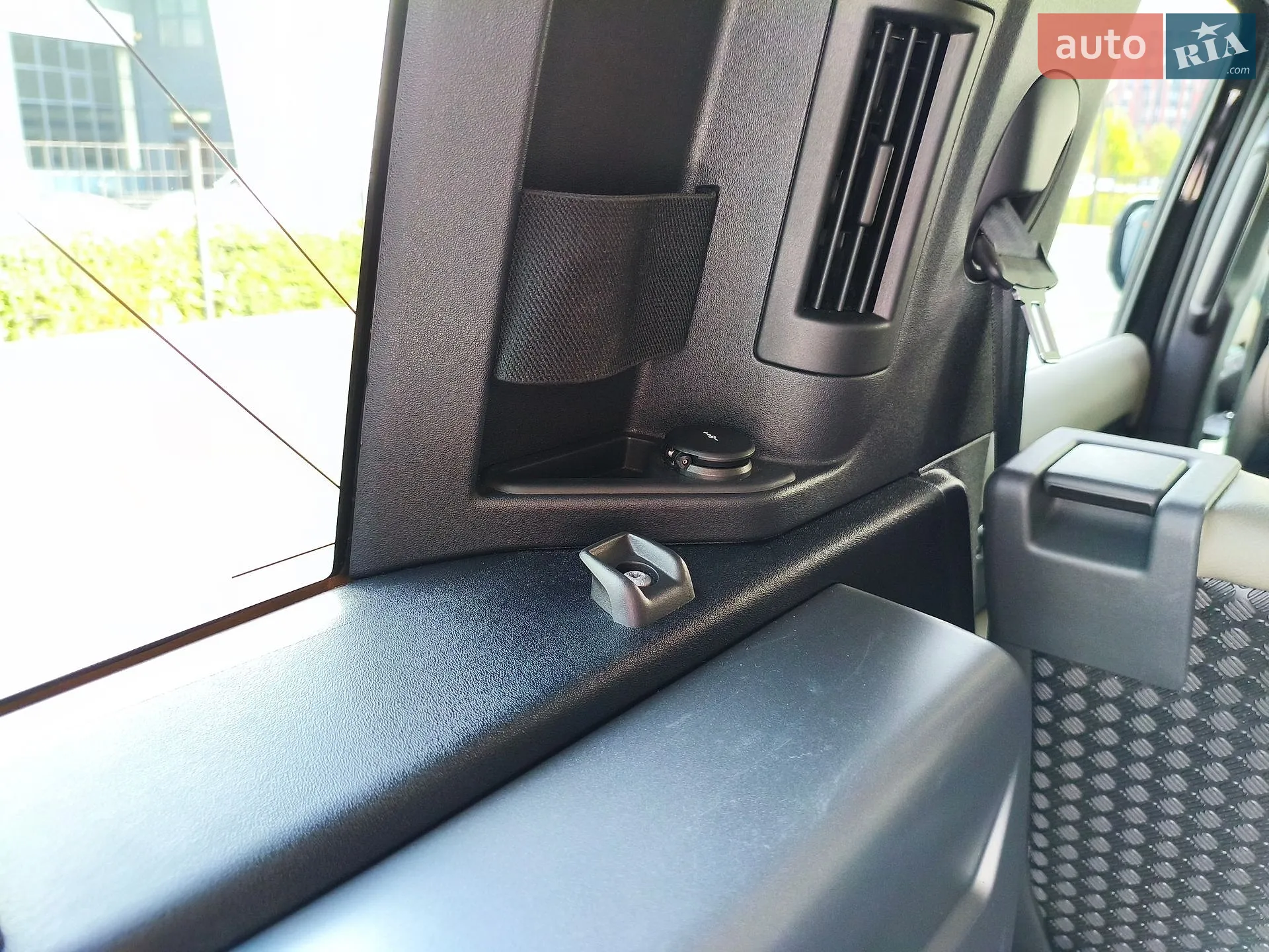 2021 Land Rover Defender - мініатюра 68