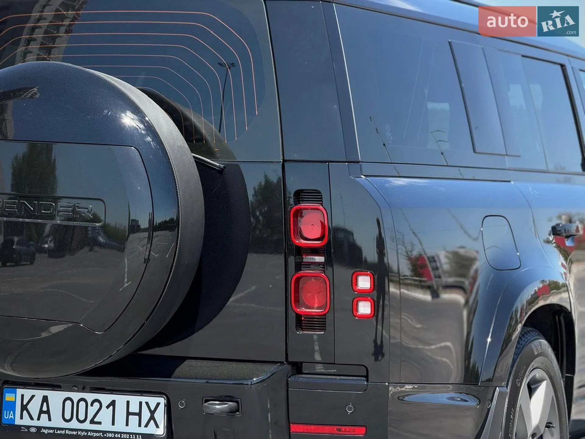 2025 Land Rover Defender - мініатюра 21