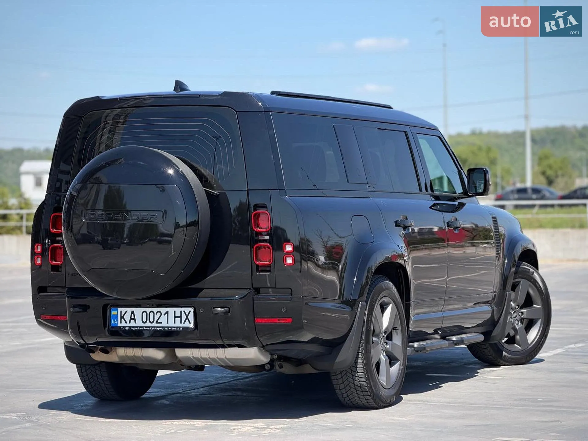 2025 Land Rover Defender - мініатюра 31