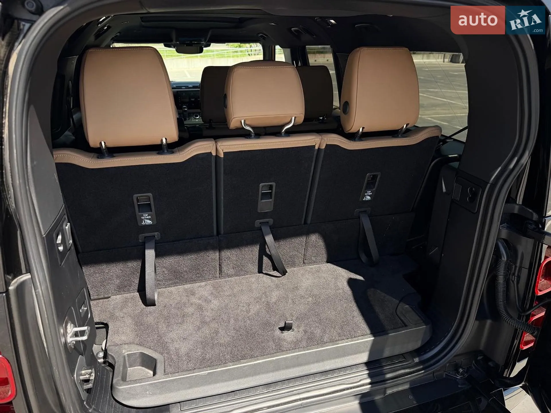 2025 Land Rover Defender - мініатюра 34