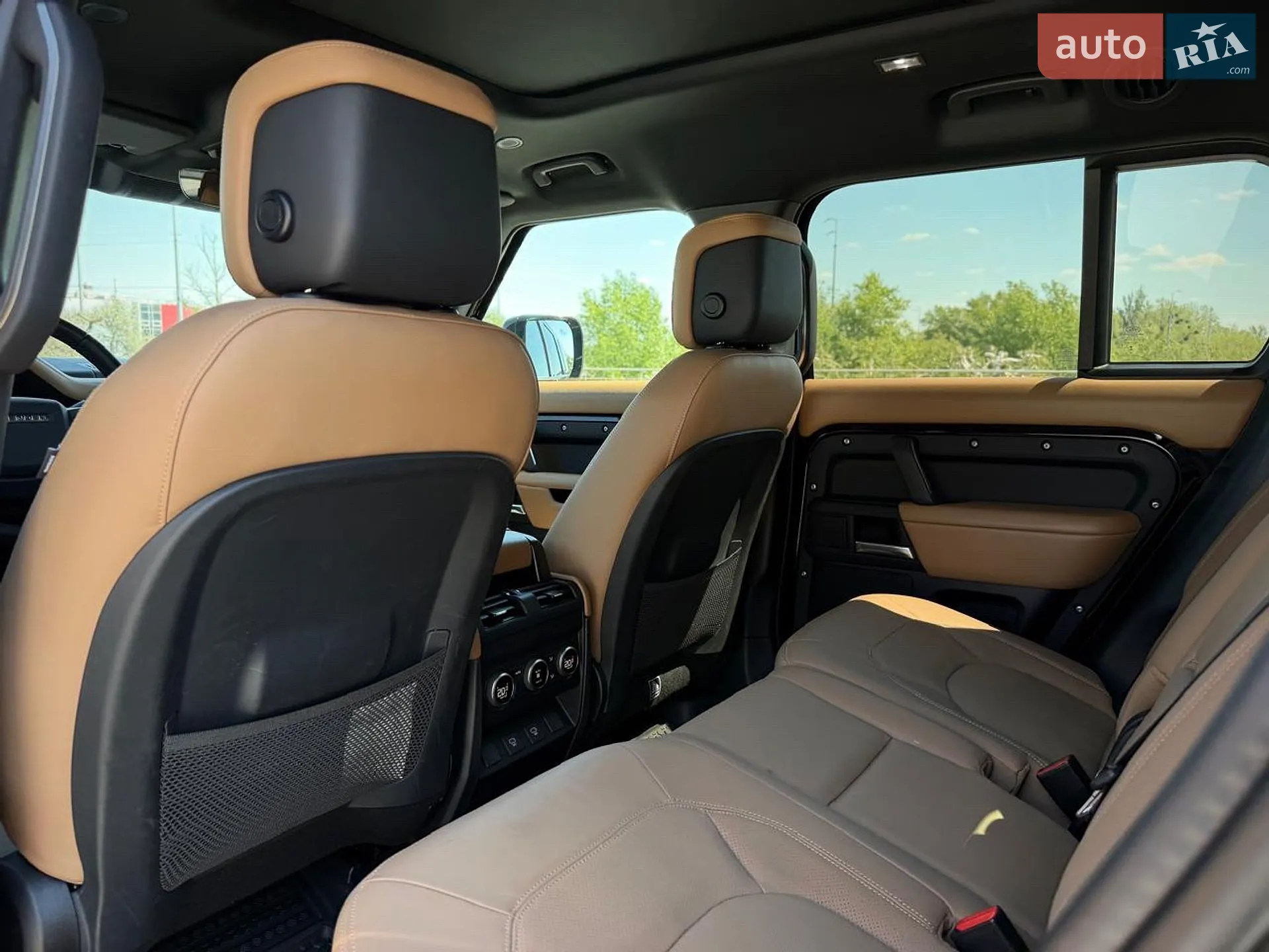 2025 Land Rover Defender - мініатюра 52
