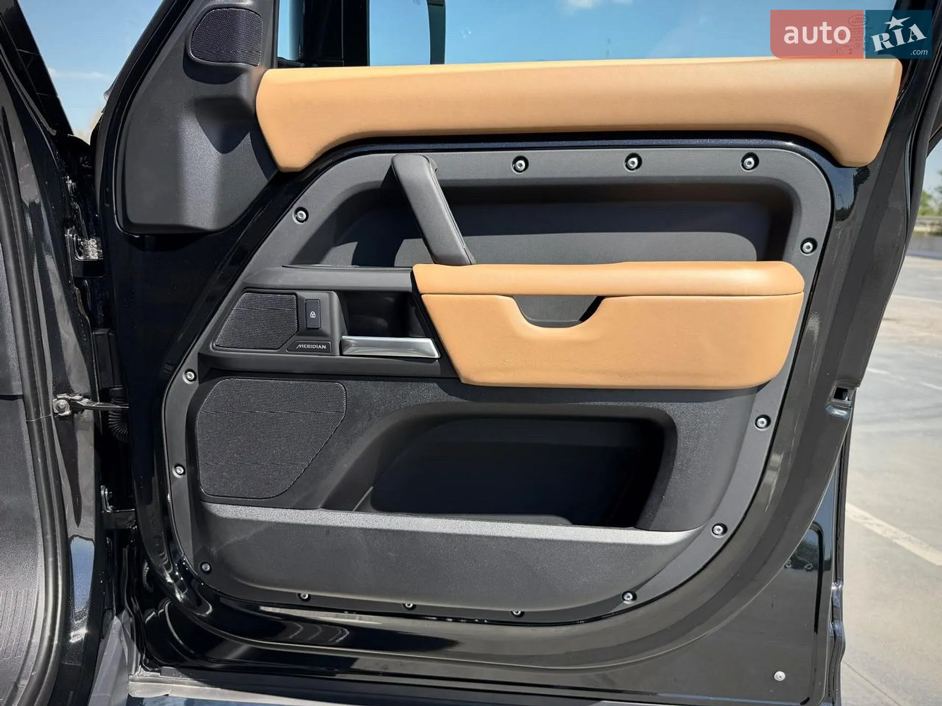 2025 Land Rover Defender - мініатюра 58