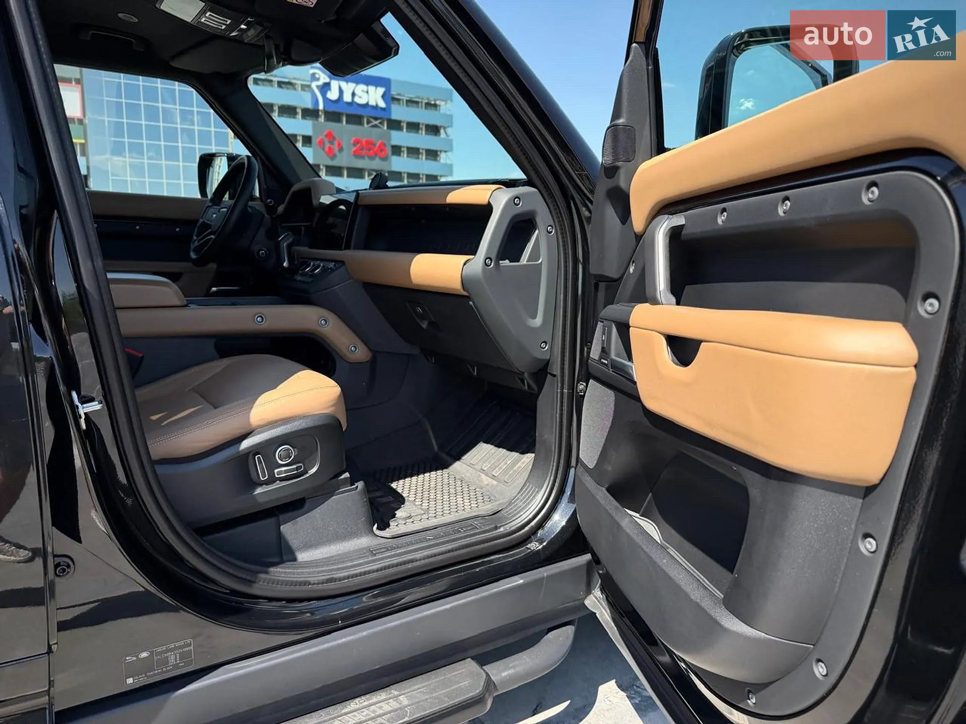 2025 Land Rover Defender - мініатюра 56