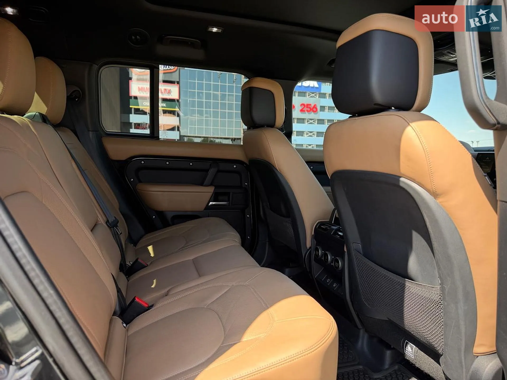 2025 Land Rover Defender - мініатюра 63