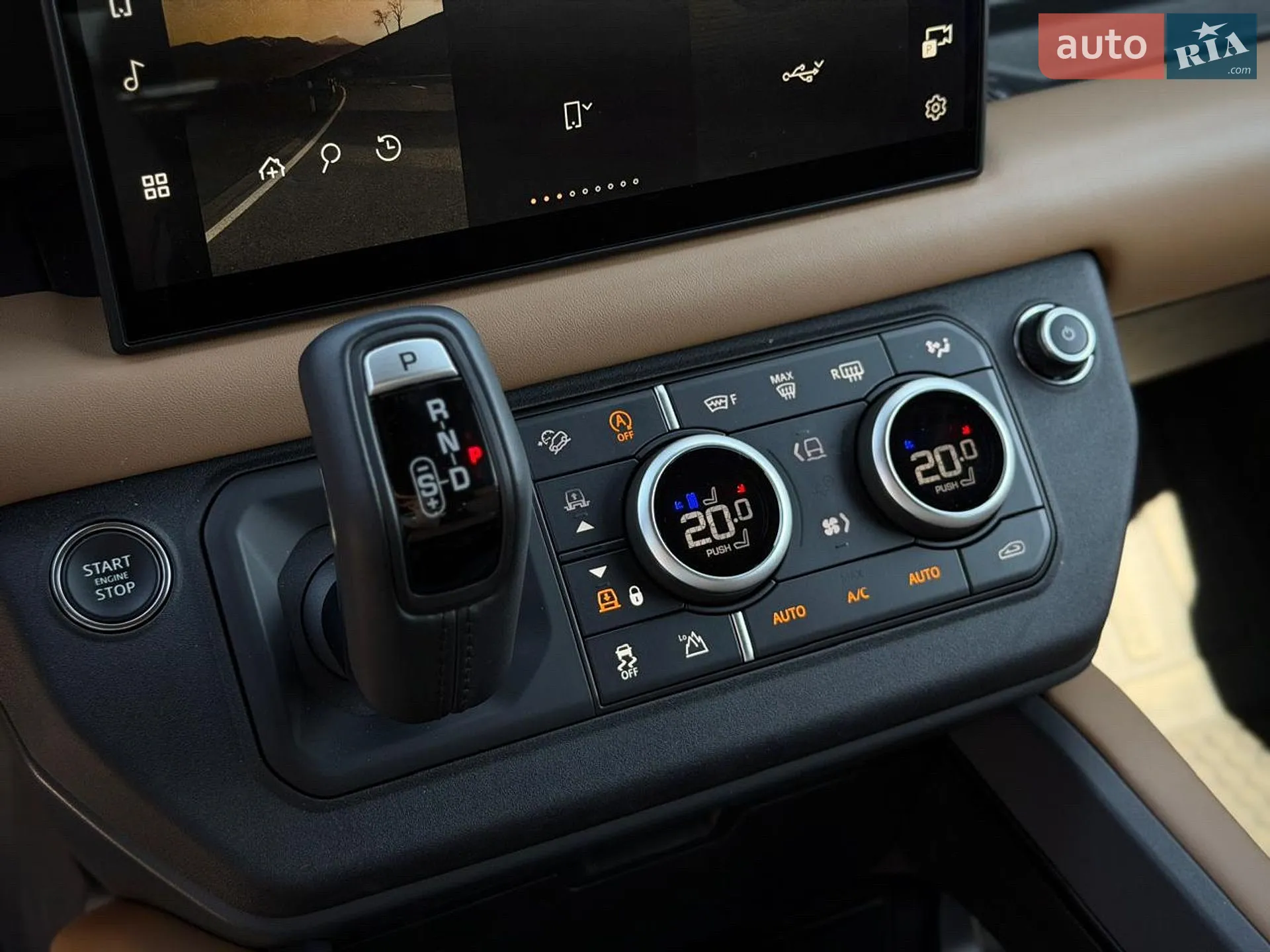 2025 Land Rover Defender - мініатюра 79