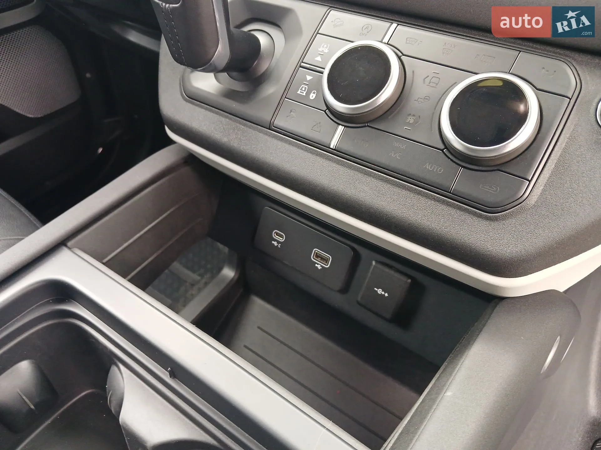 2022 Land Rover Defender - мініатюра 12