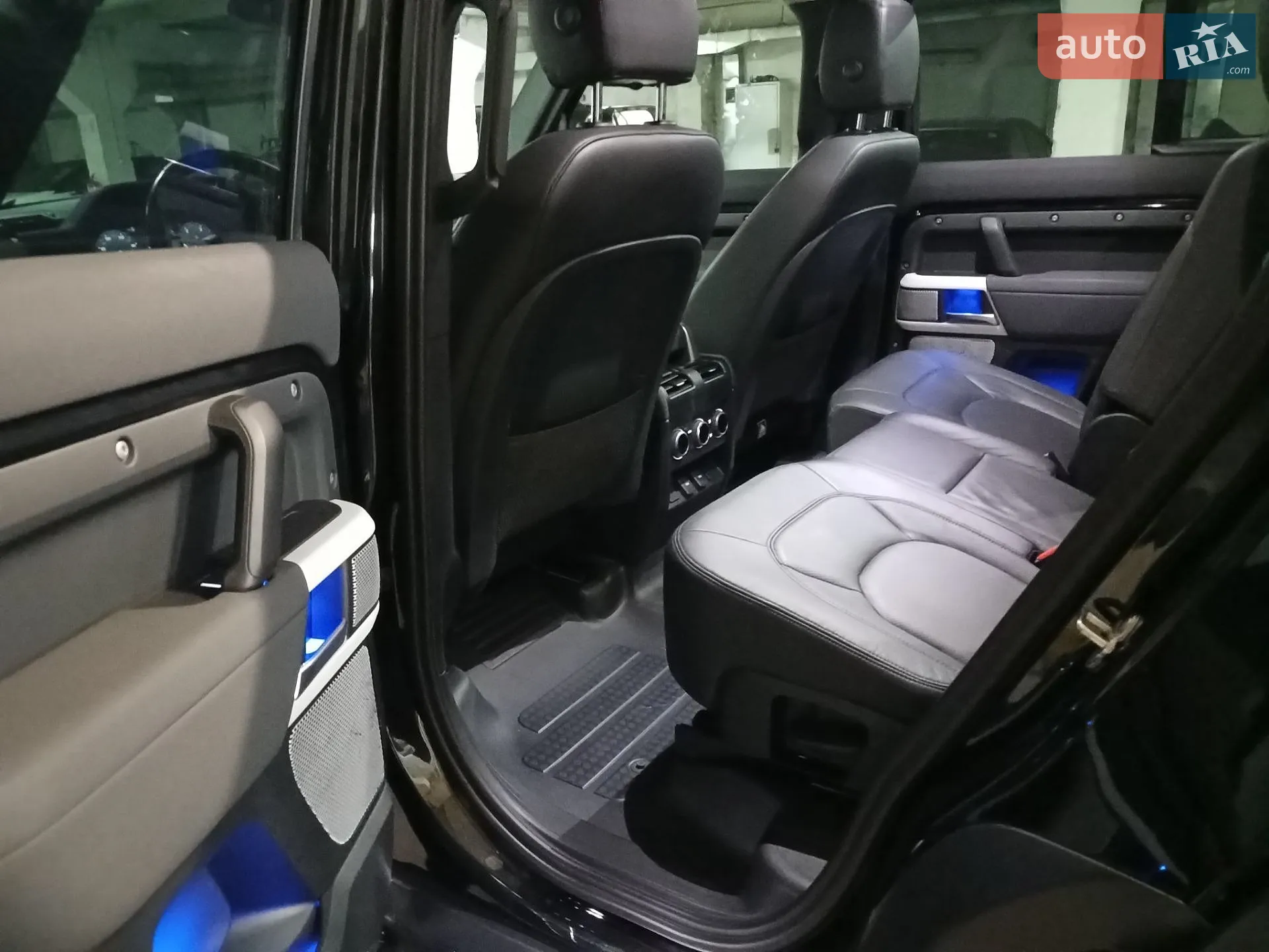 2022 Land Rover Defender - мініатюра 38