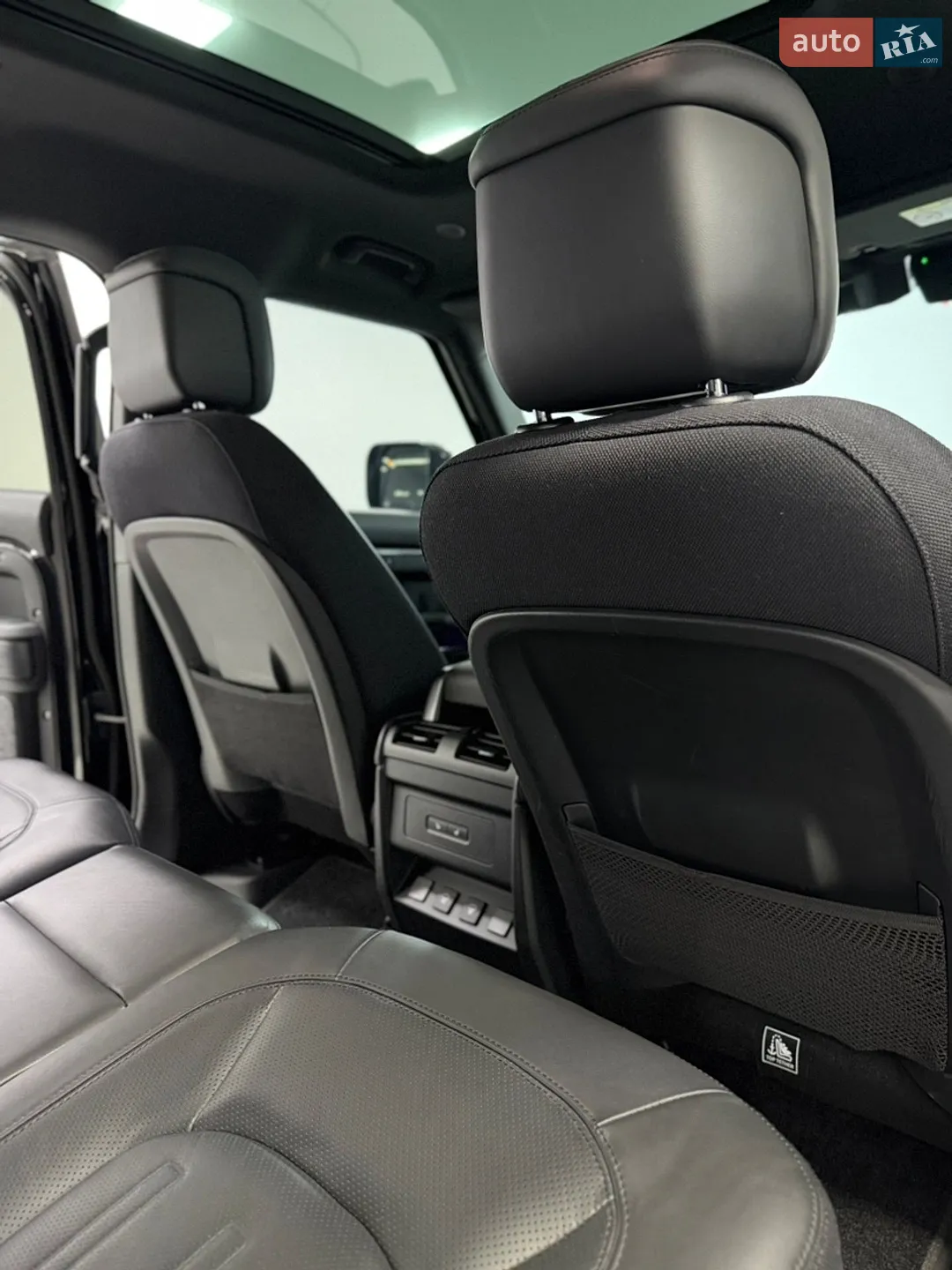 2022 Land Rover Defender - мініатюра 35