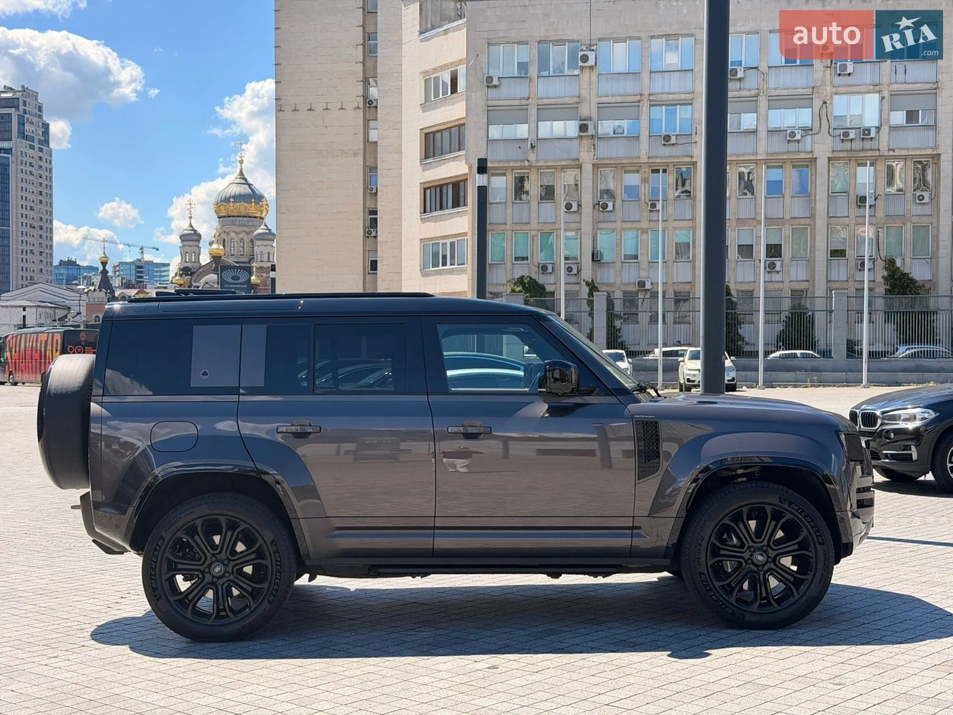 2025 Land Rover Defender - мініатюра 8