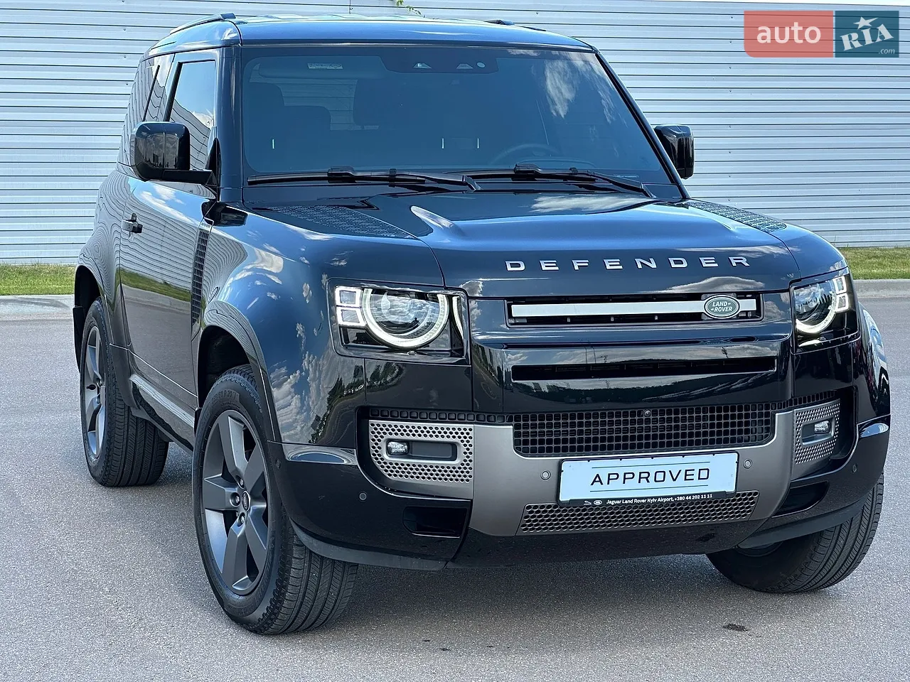 2023 Land Rover Defender - мініатюра 10