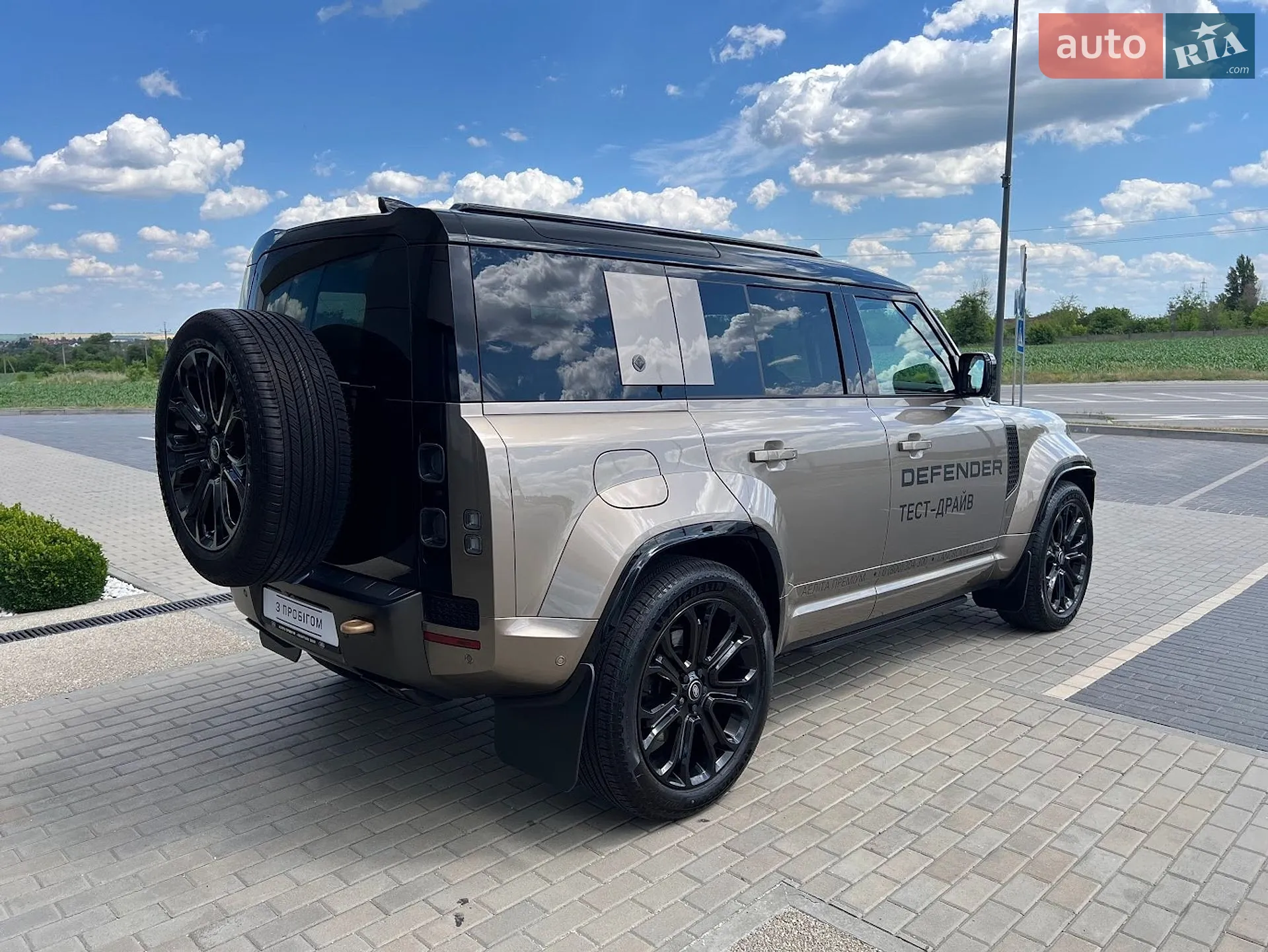 2025 Land Rover Defender - мініатюра 7
