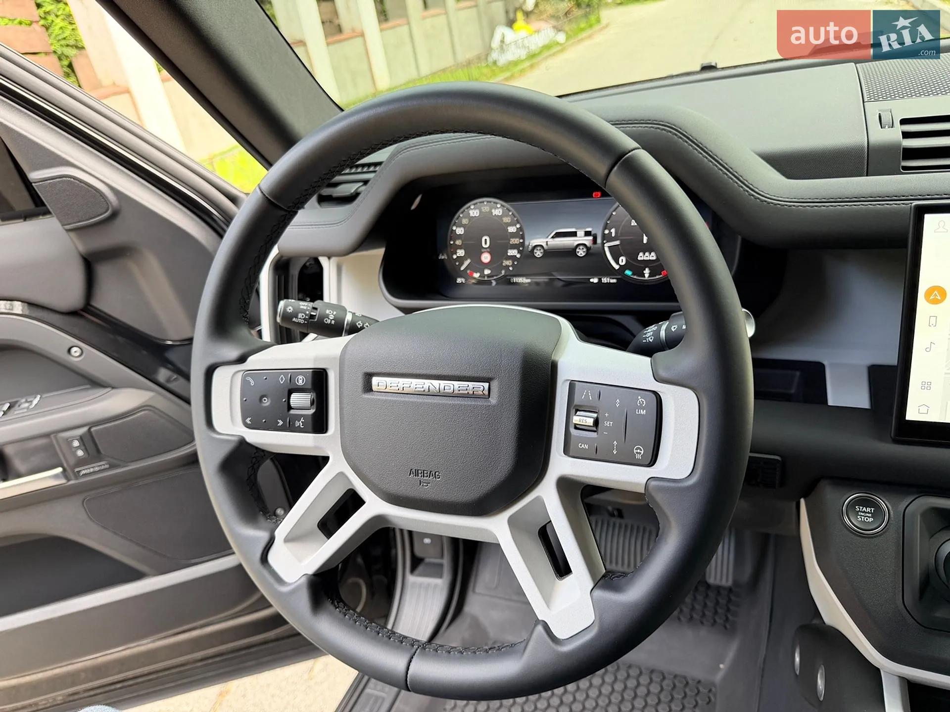2024 Land Rover Defender - мініатюра 81