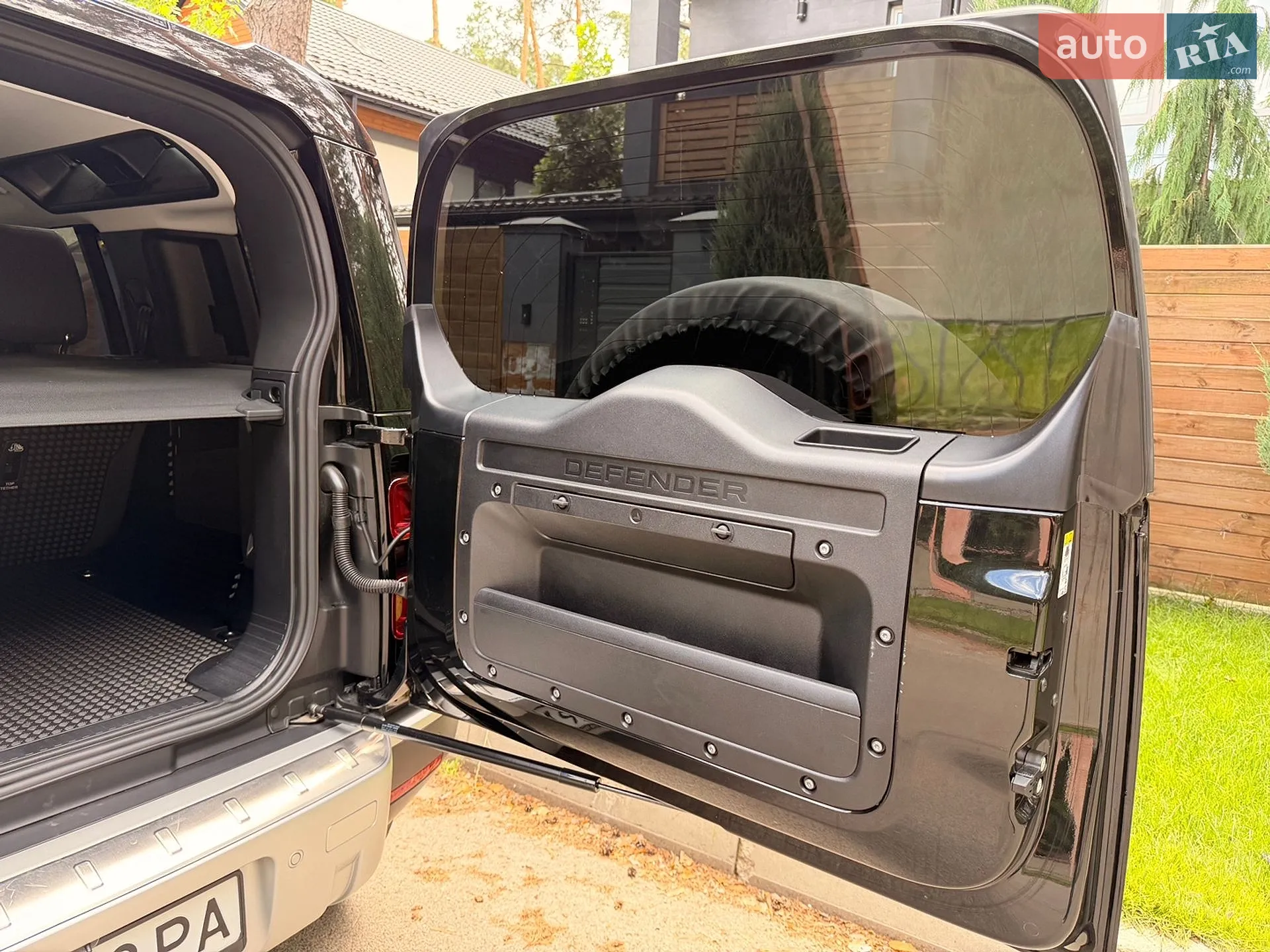 2024 Land Rover Defender - мініатюра 110