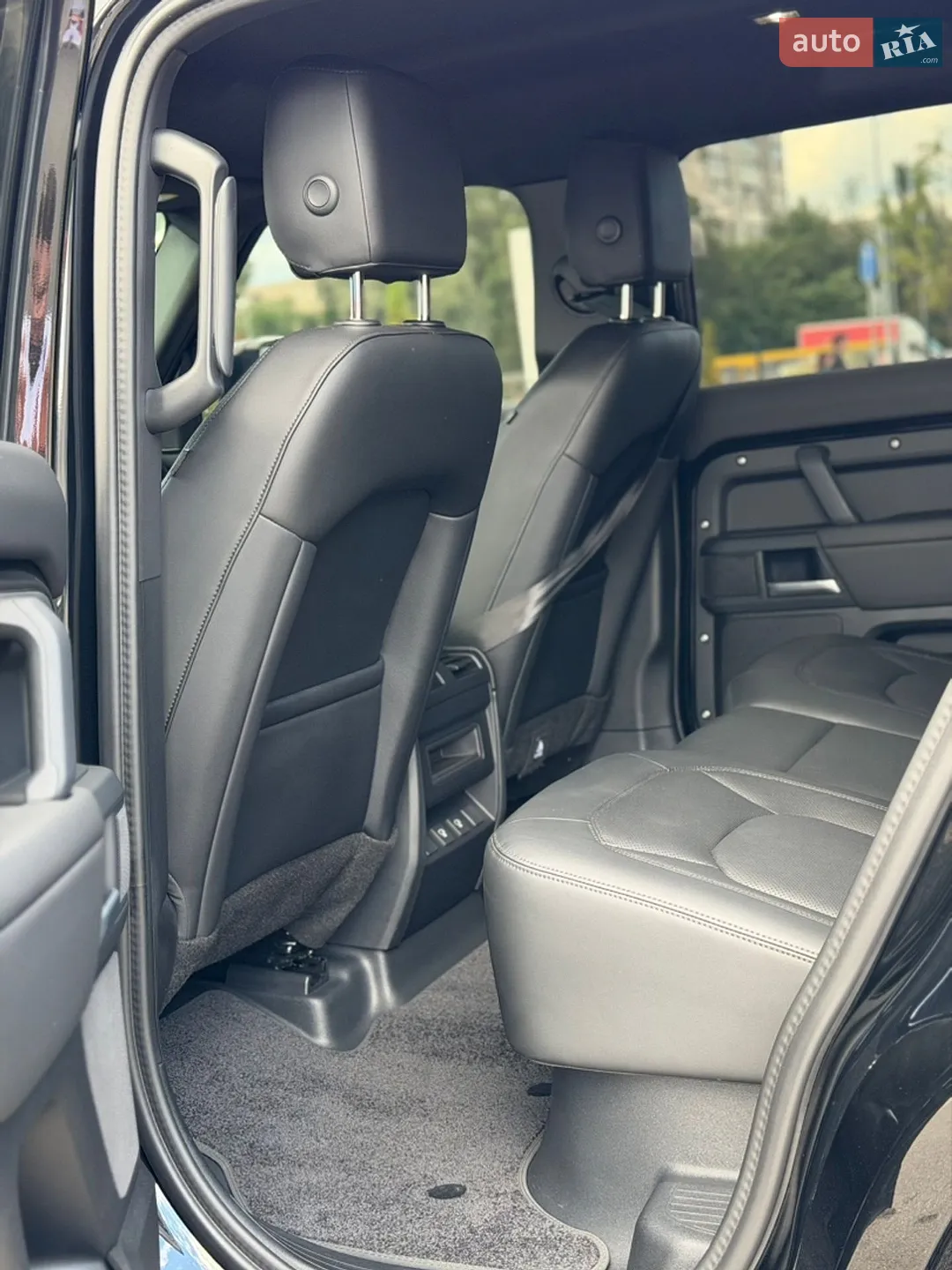 2025 Land Rover Defender - мініатюра 14