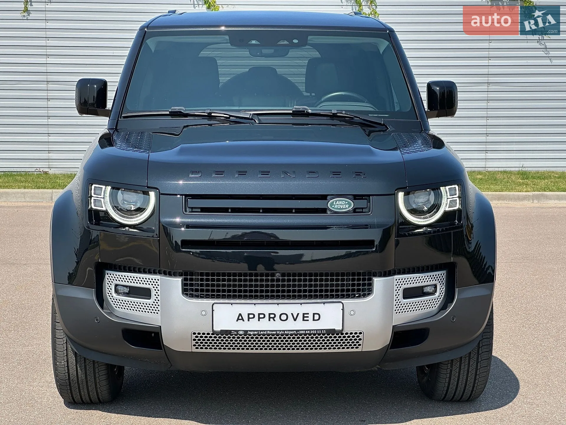 2023 Land Rover Defender - мініатюра 2