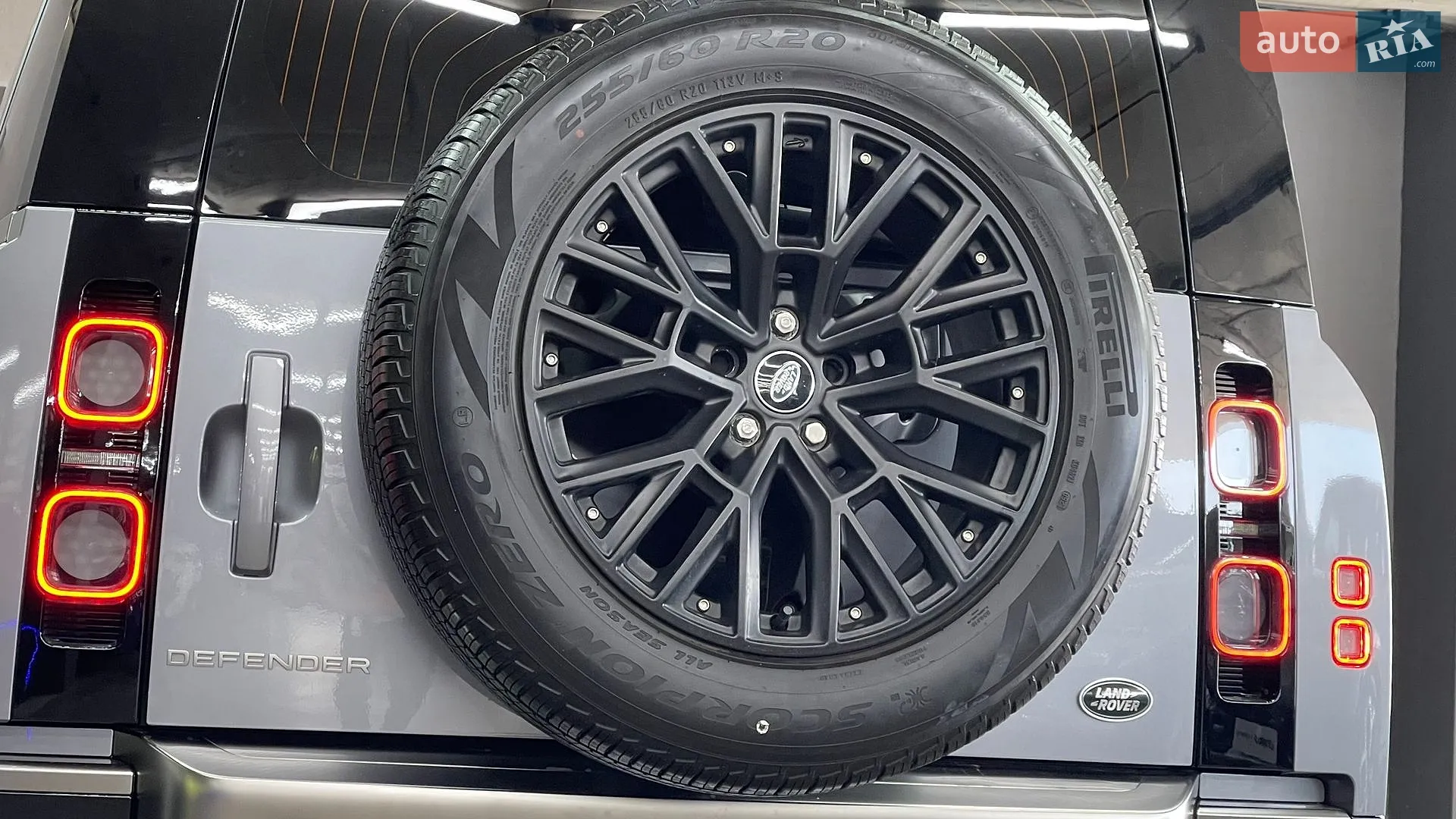 2021 Land Rover Defender - мініатюра 15