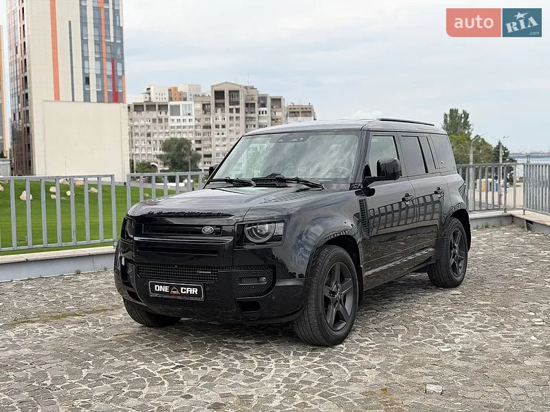 Land Rover Defender