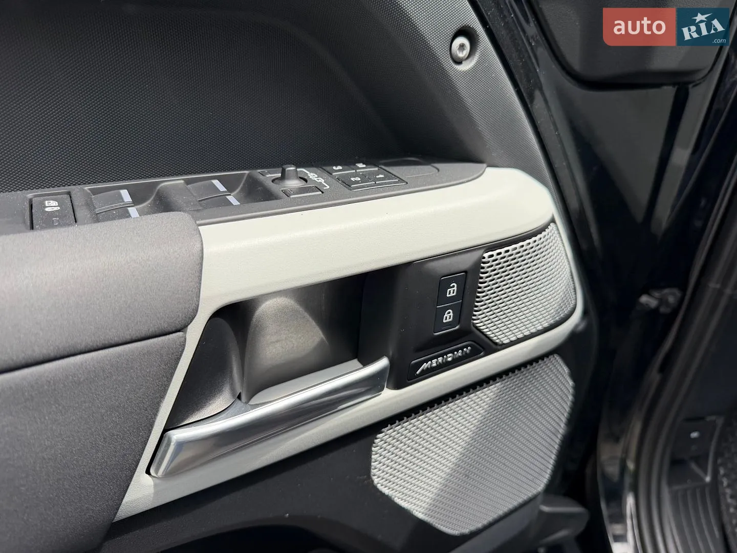 2022 Land Rover Defender - мініатюра 46