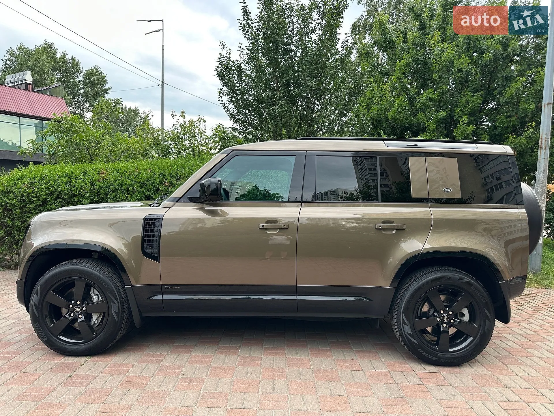 2021 Land Rover Defender - мініатюра 11