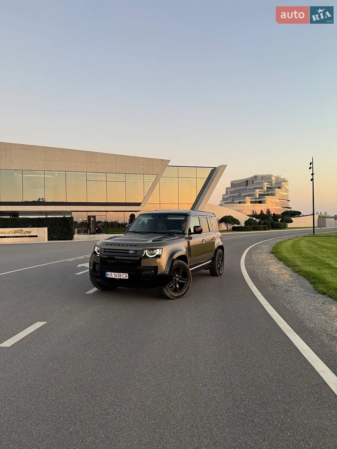 2020 Land Rover Defender - фото 1