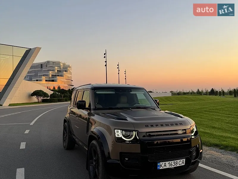 Land Rover Defender