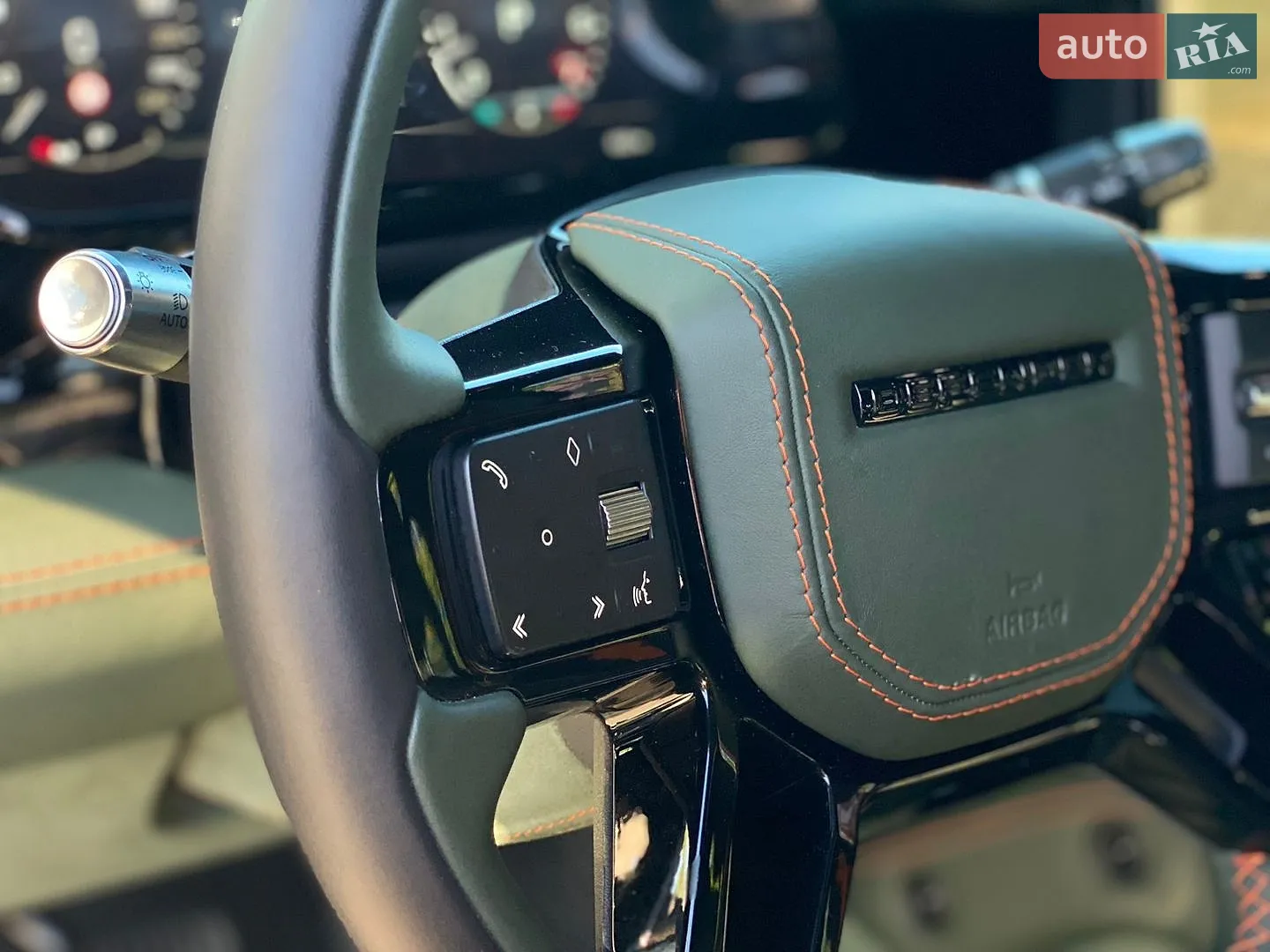 2021 Land Rover Defender - мініатюра 25