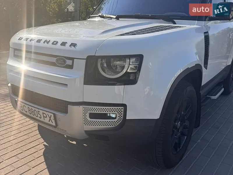 Land Rover Defender
