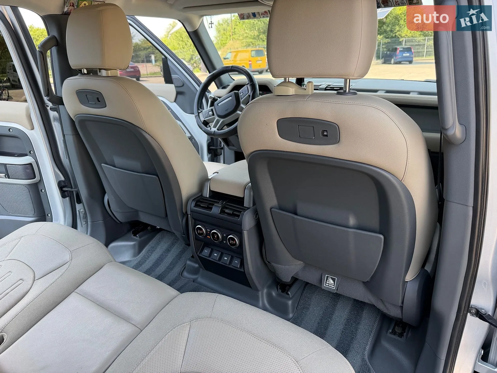 2020 Land Rover Defender - мініатюра 24