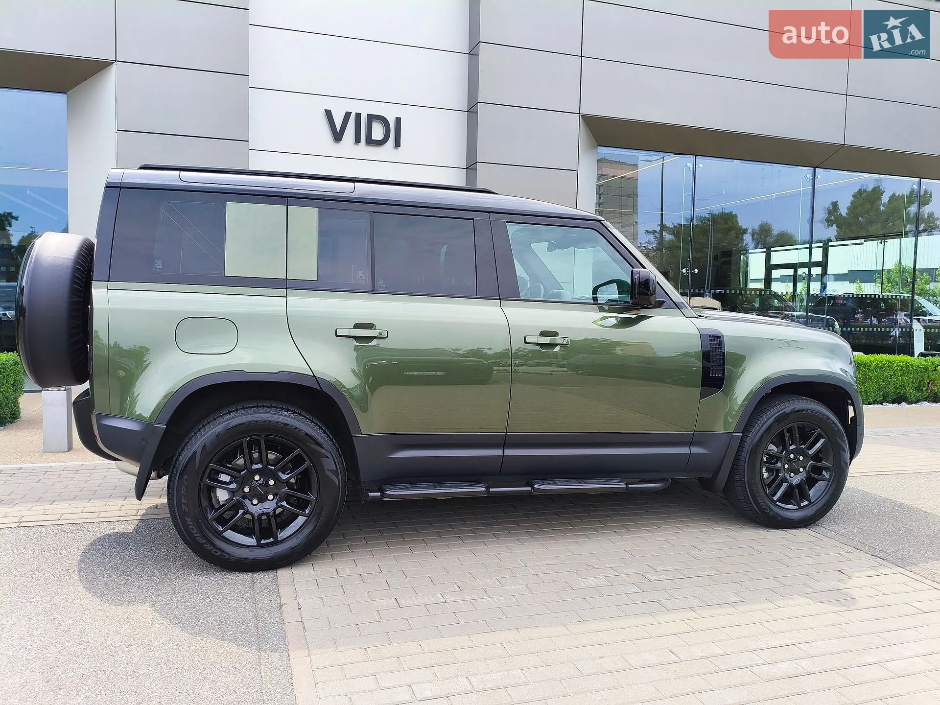 2026 Land Rover Defender - мініатюра 20