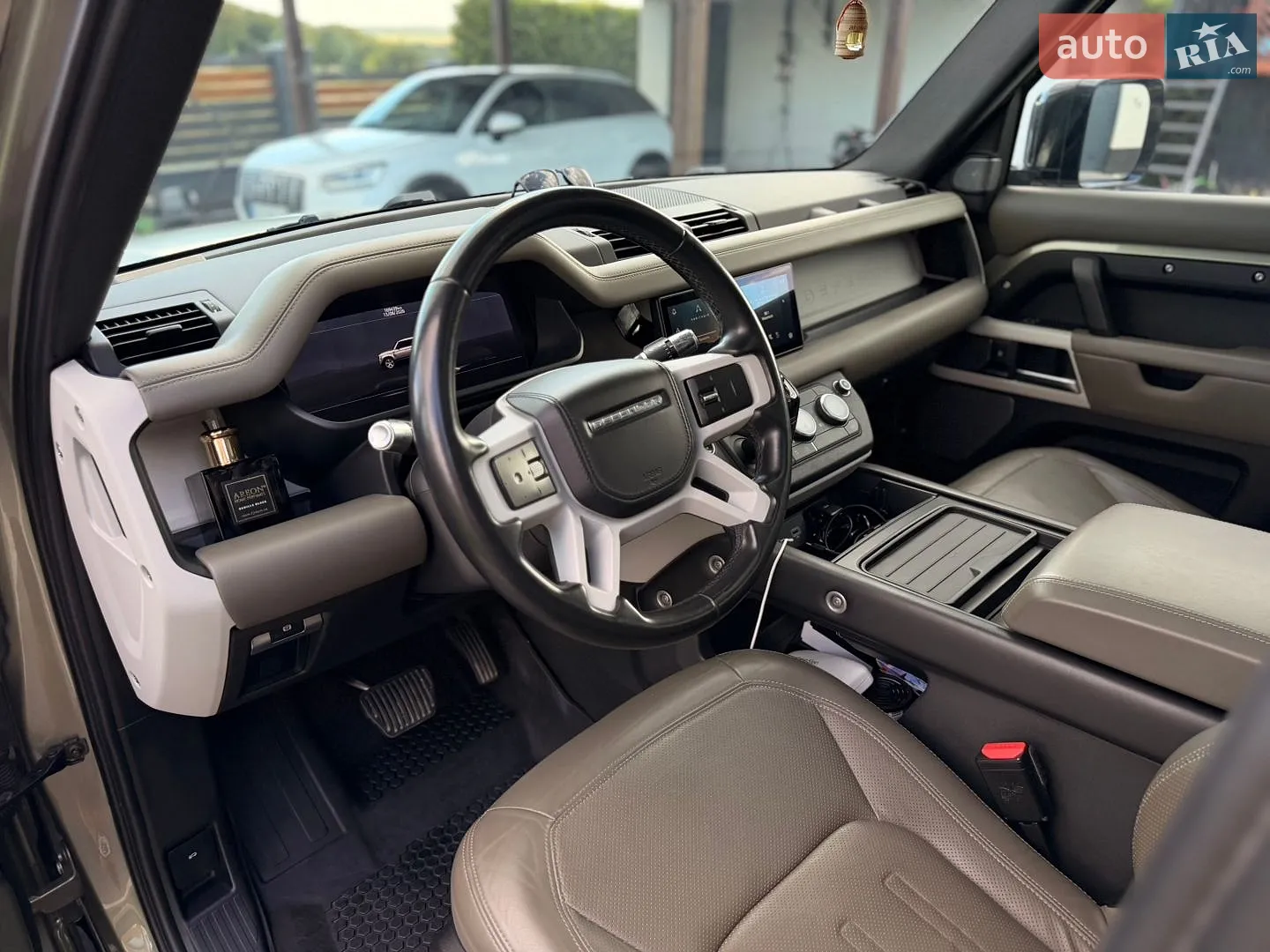 2020 Land Rover Defender - мініатюра 22