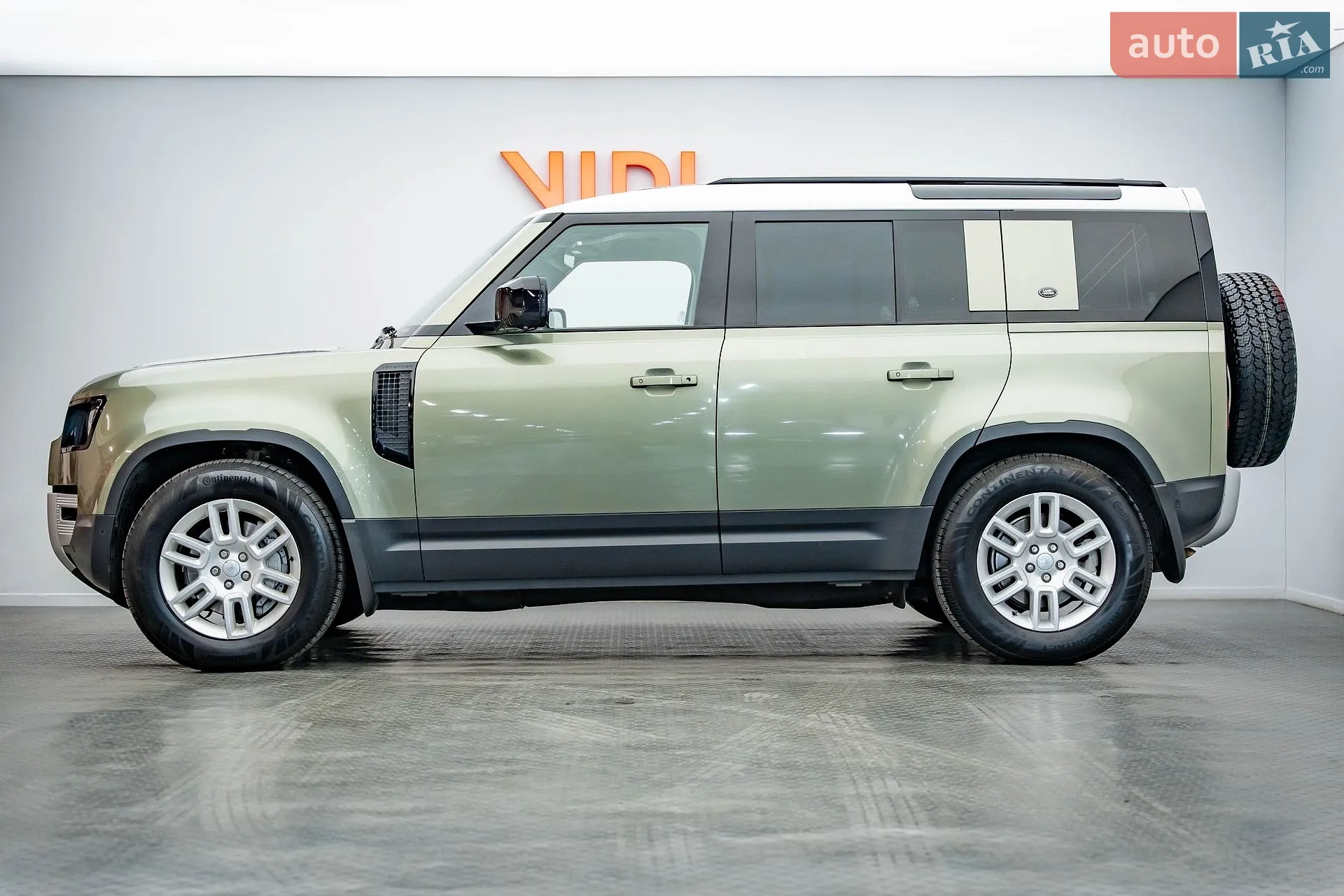 2021 Land Rover Defender - мініатюра 3