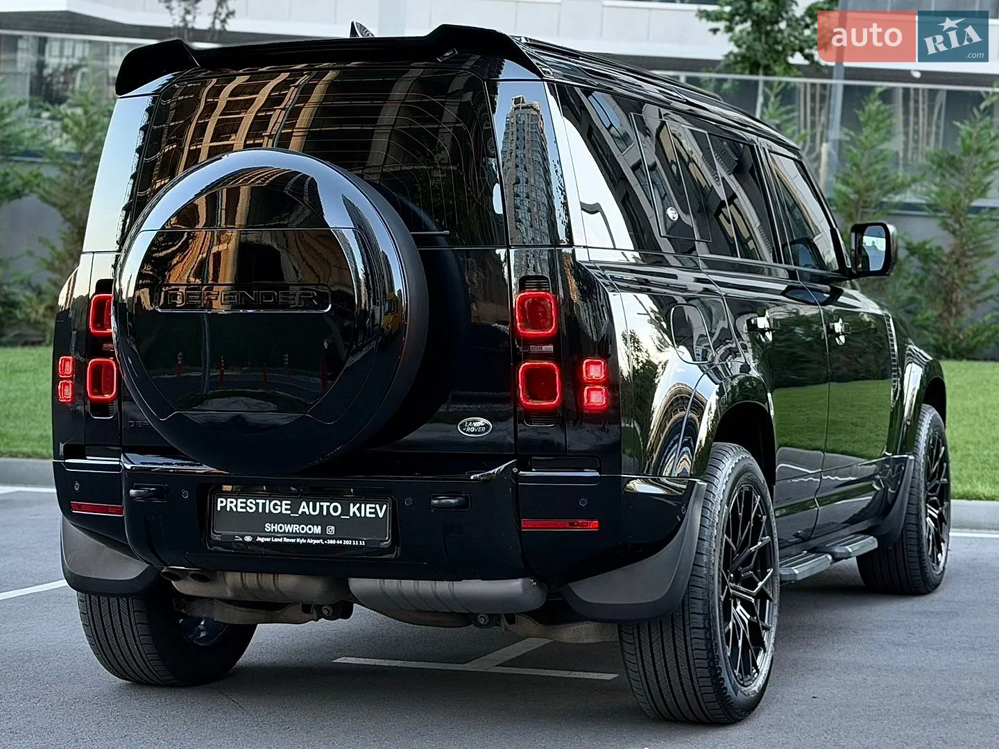 2022 Land Rover Defender - мініатюра 20