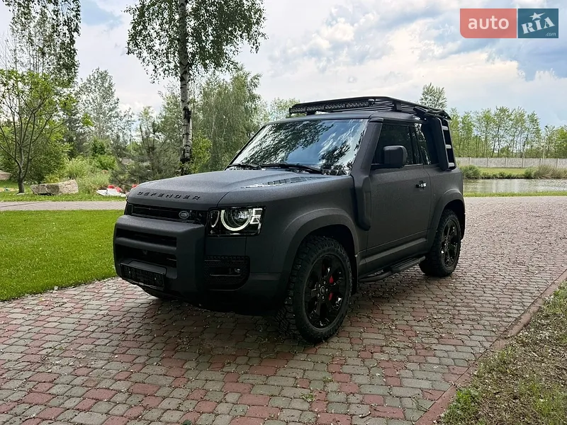 Land Rover Defender