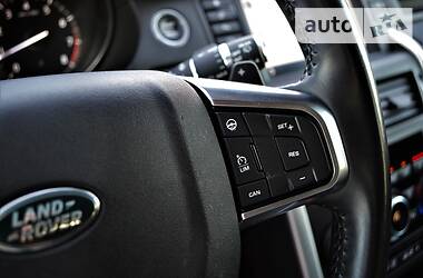 Позашляховик / Кросовер Land Rover Discovery Sport 2016 в 