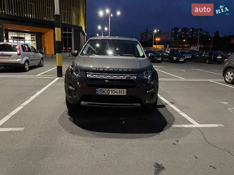 Внедорожник / Кроссовер Land Rover Discovery Sport 2016 в Киеве