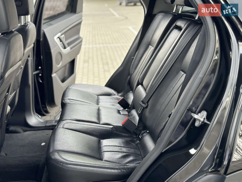 Внедорожник / Кроссовер Land Rover Discovery Sport 2017 в Тернополе