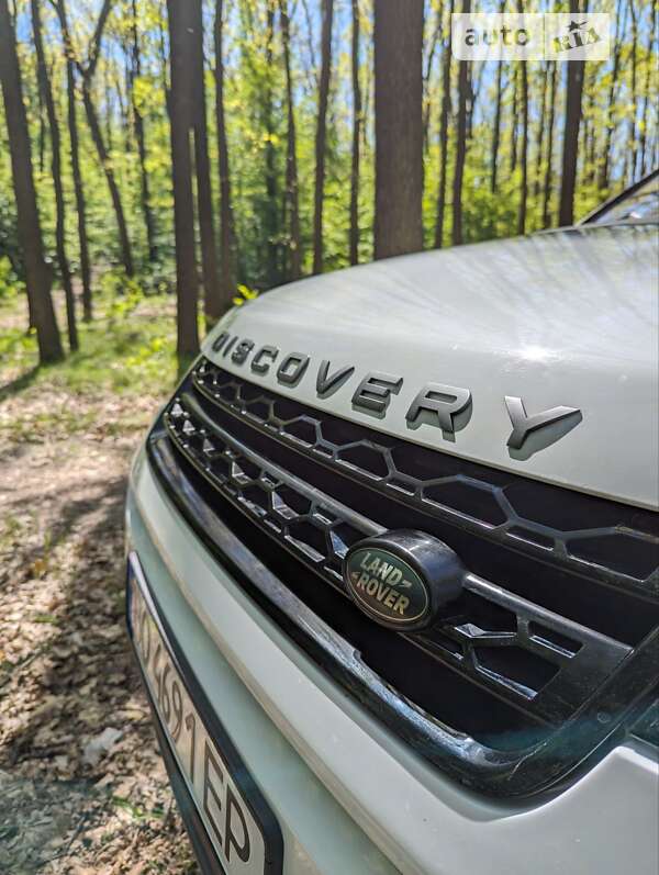 Внедорожник / Кроссовер Land Rover Discovery Sport 2016 в Тернополе
