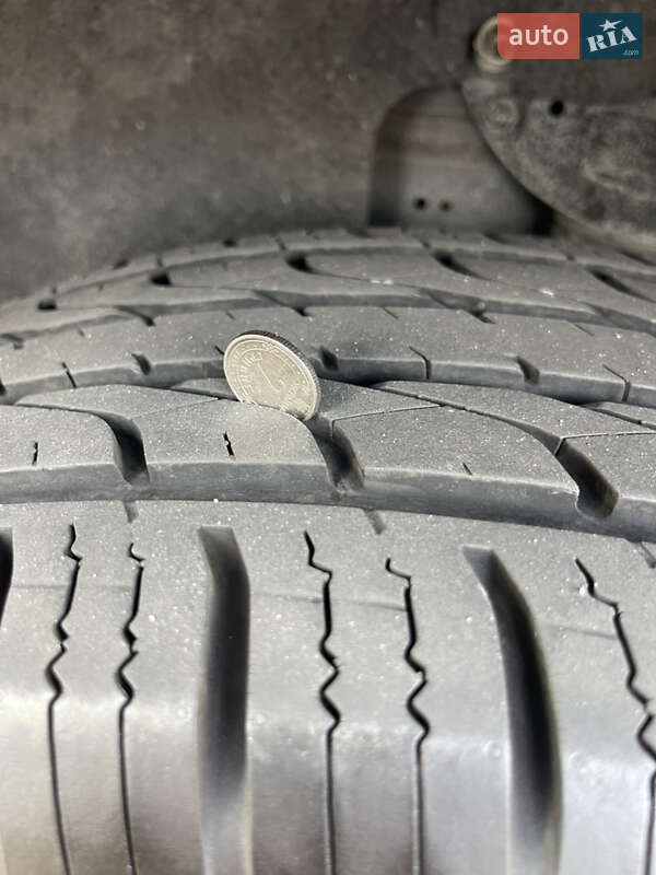 Позашляховик / Кросовер Land Rover Discovery Sport 2017 в Києві