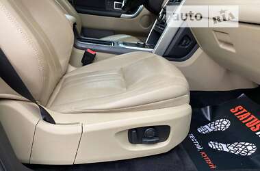 Внедорожник / Кроссовер Land Rover Discovery Sport 2016 в 