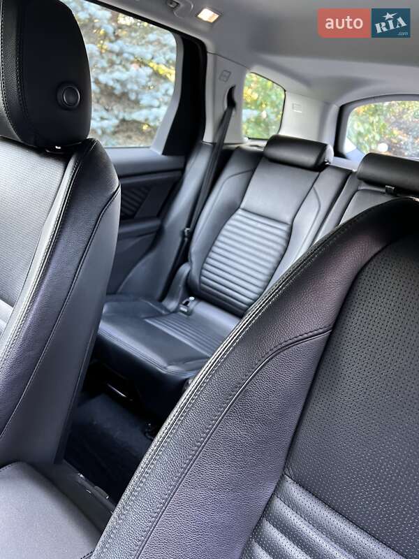 Внедорожник / Кроссовер Land Rover Discovery Sport 2019 в Киеве