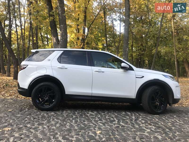 Внедорожник / Кроссовер Land Rover Discovery Sport 2020 в Киеве фото 3 Внедорожник / Кроссовер Land Rover Discovery Sport 2020 в Киеве