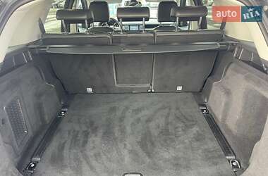 Внедорожник / Кроссовер Land Rover Discovery Sport 2016 в 