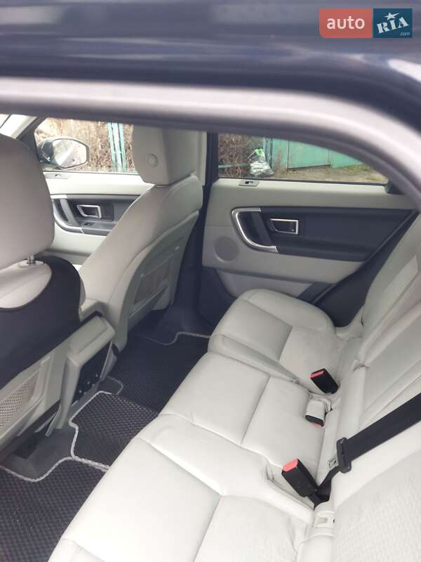 Внедорожник / Кроссовер Land Rover Discovery Sport 2015 в Черкассах