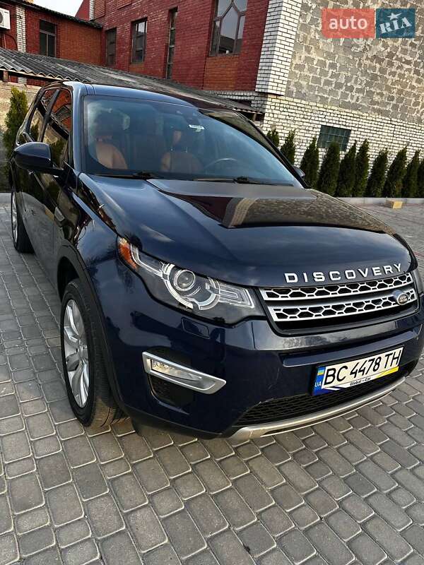 Позашляховик / Кросовер Land Rover Discovery Sport 2015 в 