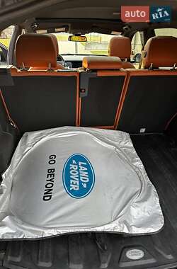 Позашляховик / Кросовер Land Rover Discovery Sport 2015 в 