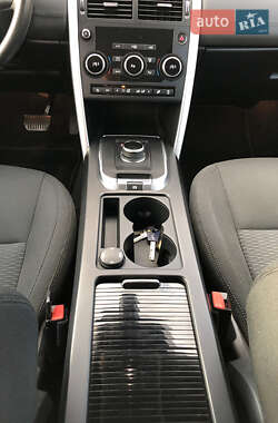 Внедорожник / Кроссовер Land Rover Discovery Sport 2018 в 