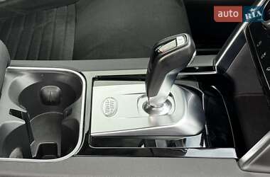 Внедорожник / Кроссовер Land Rover Discovery Sport 2021 в 